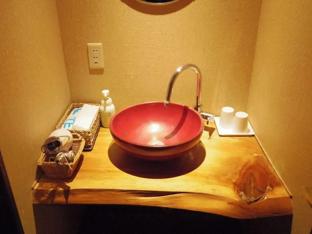 Hotel Hakone Gora Onsen Kara Kara 3*,